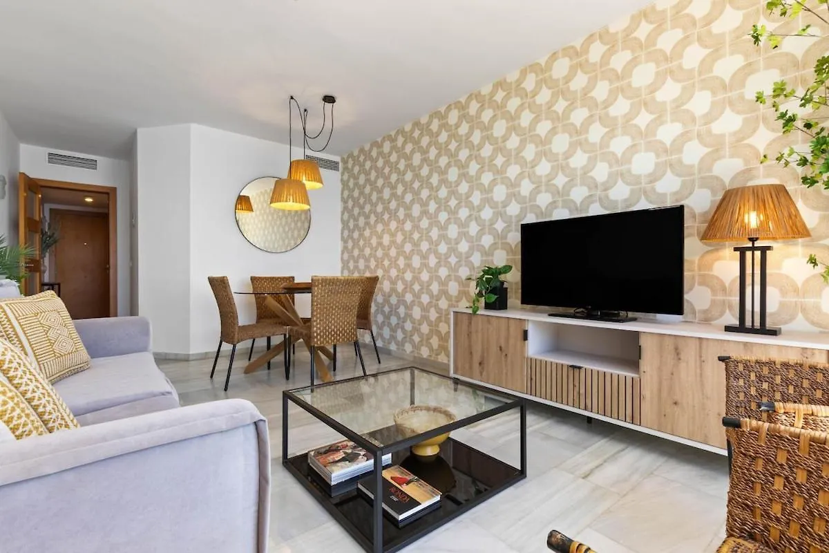 Ayma Apartamento San Fermin ベナルマデナ